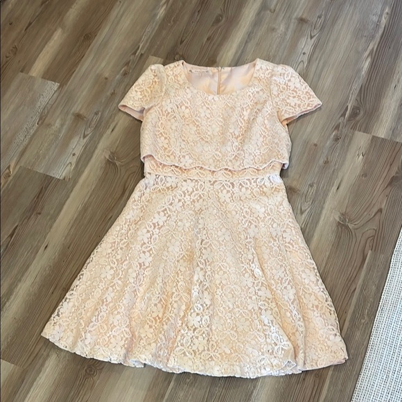 Peach A-line Mini lace Dress with round  Neck for Wedding Guest XS - Picture 1 of 11